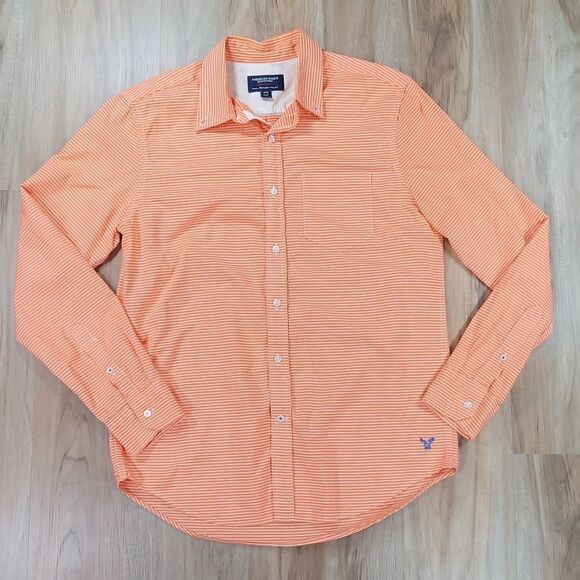 🔹️American Eagle Orange Striped Athletic Fit Buttoned Top Medium - Picture 1 of 9
